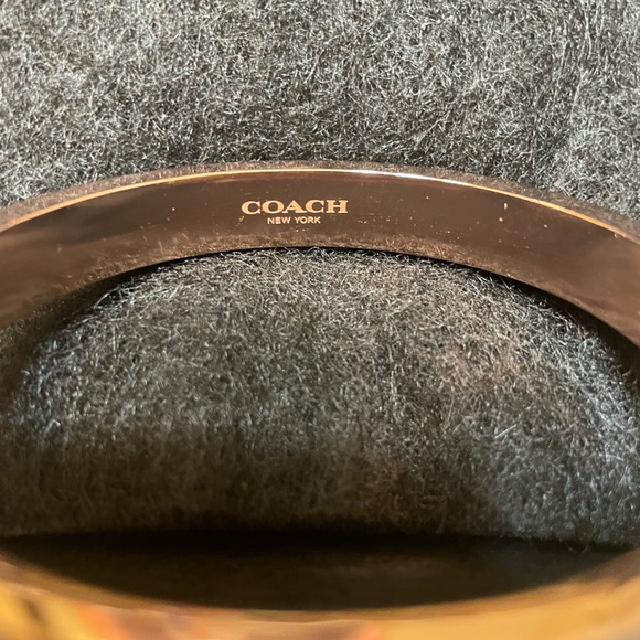 Coach bracelet with magnetic closure. NWOT💕 - Picture 2 of 4